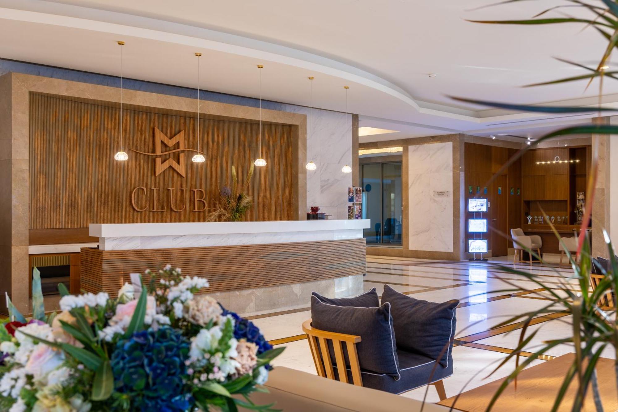 ミラッジオ サーマル スパ リゾート パリウリ エクステリア 写真 Club Hotel
